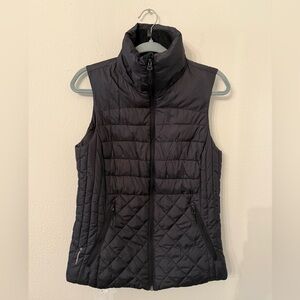 Champion Women's black Quilted Vest
